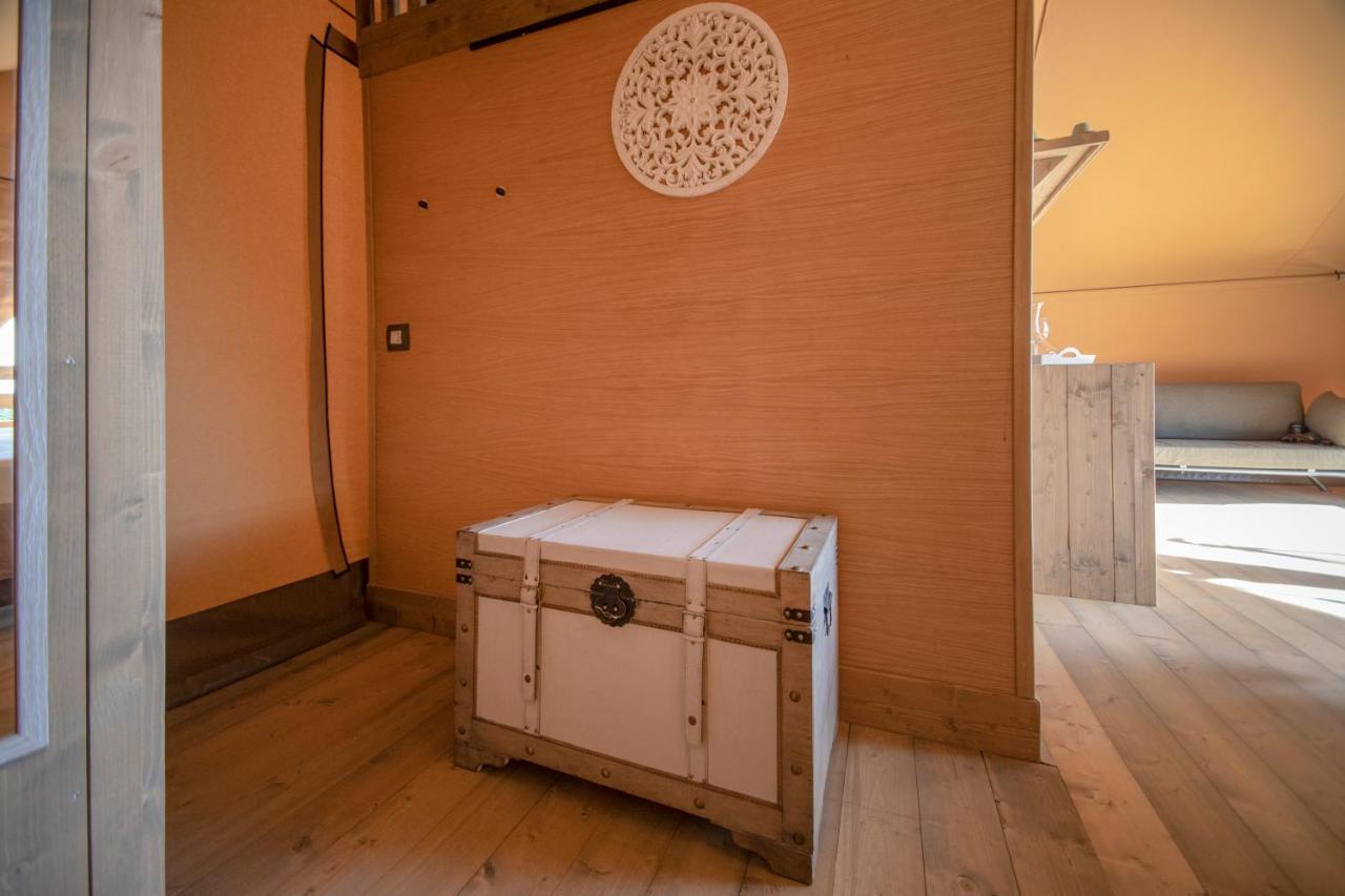 Glamping Debbiare Hotel Riparbella Eksteriør billede